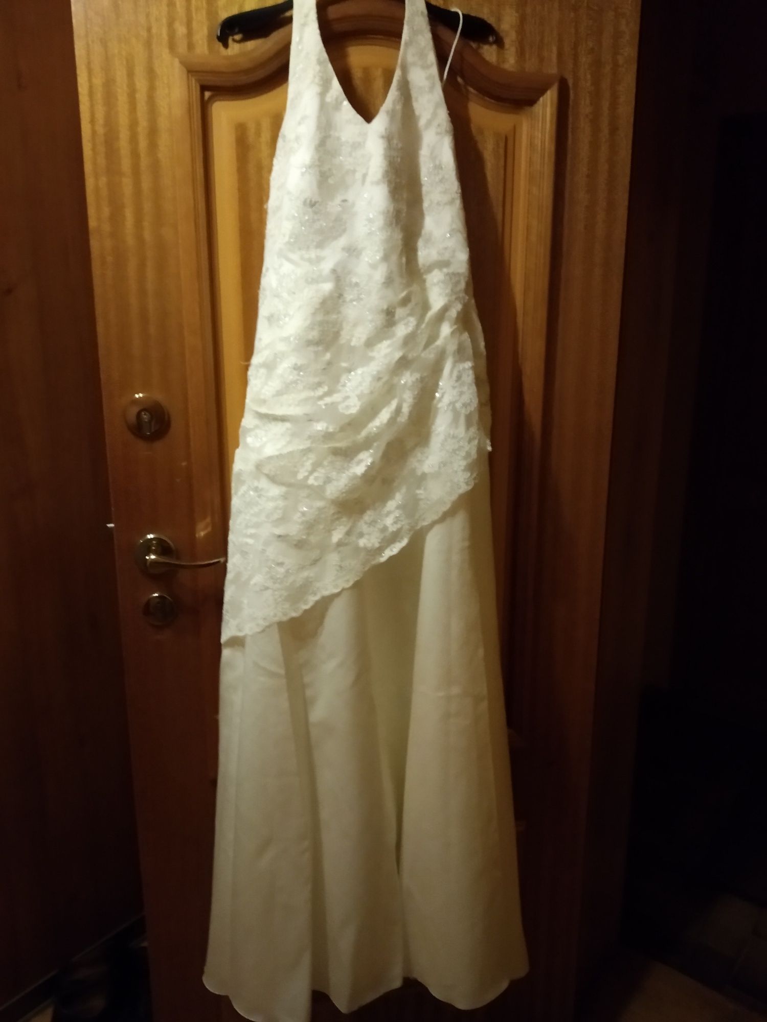 Suknia ślubna można sobie przerobić na kostium