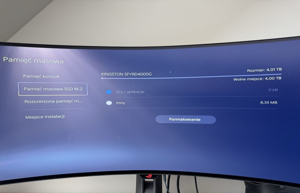 Playstation 5 Zestaw 2 padow + 4TB pamieci + ladowarka do padów