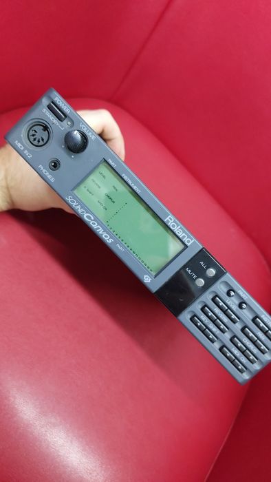 Roland Sound Canavas SC 55 midi