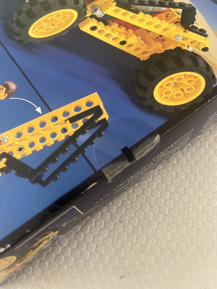 Lego Technic Novo  - Retroescavadora 8235