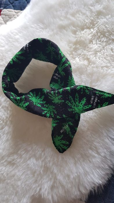 Czarna/zielona chusta bandana rock metal