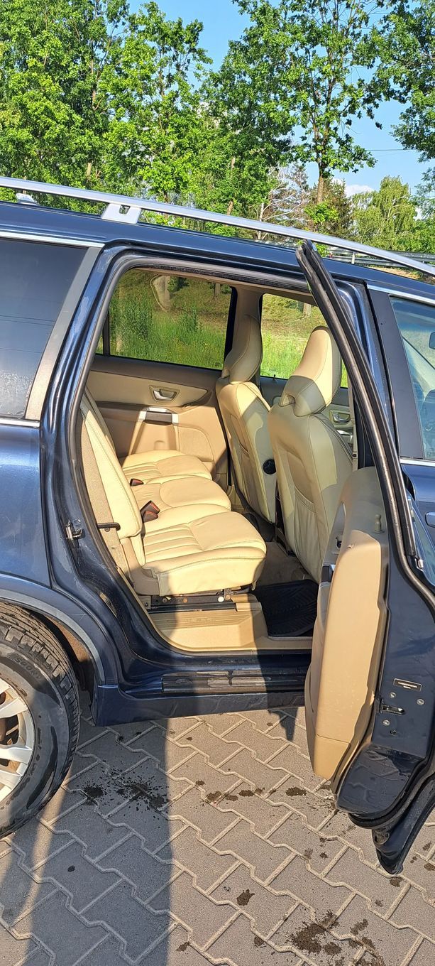 Volvo XC 90 Volvo XC90 7 osobowy 4x4 hak