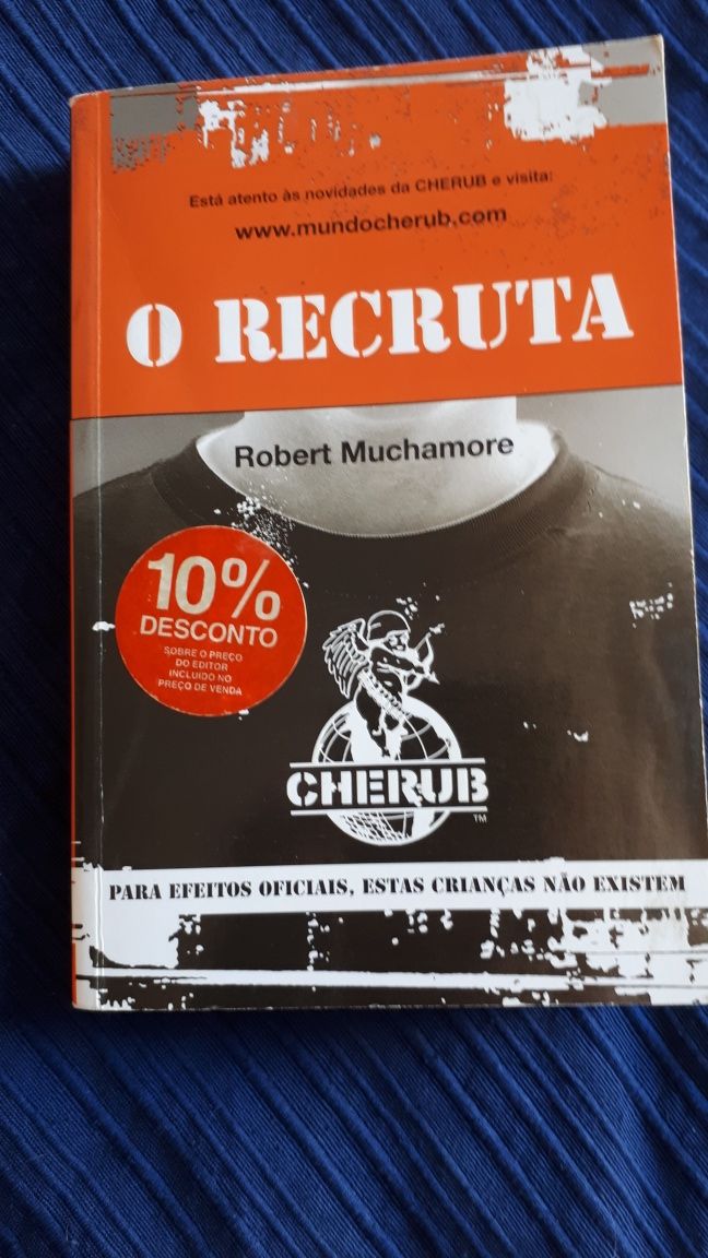 Livro O Recruta de Robert Muchamore