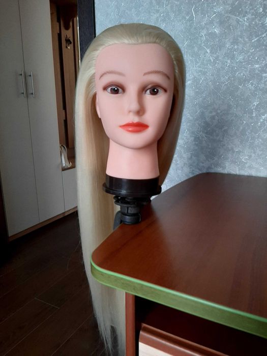 Манекен для причёсок
