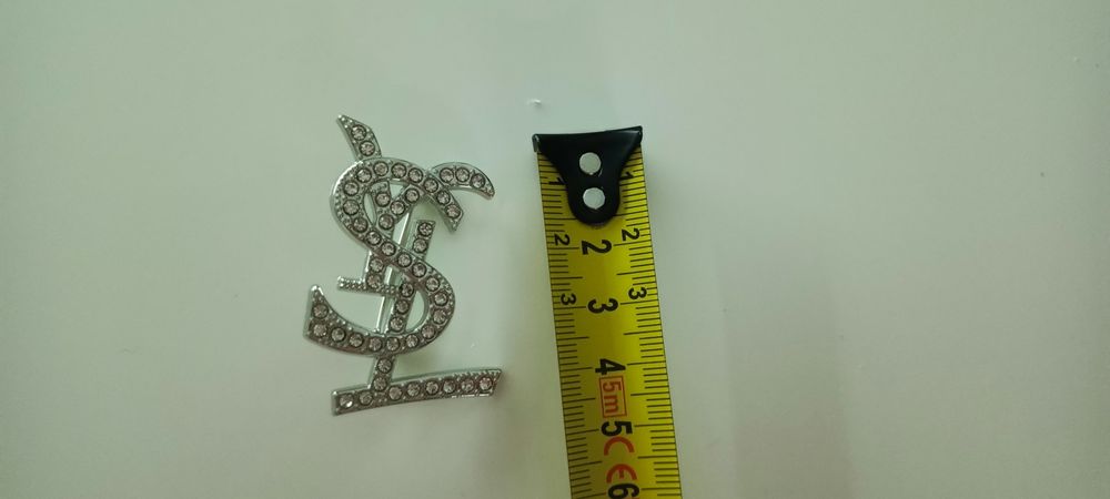 YSL srebrne cyrkonie broszka damska. Nowa