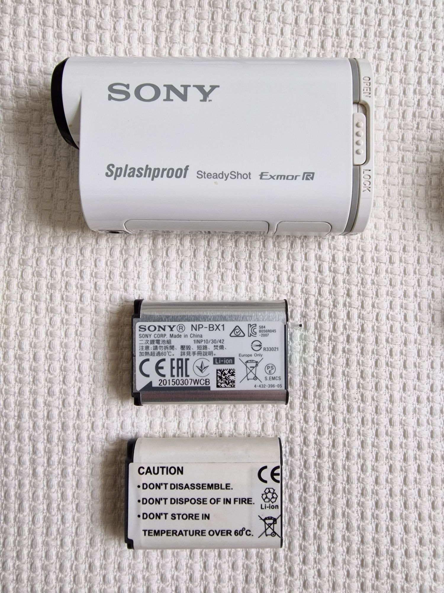 Kamera sportowa Sony HDR-200V cały zestaw
