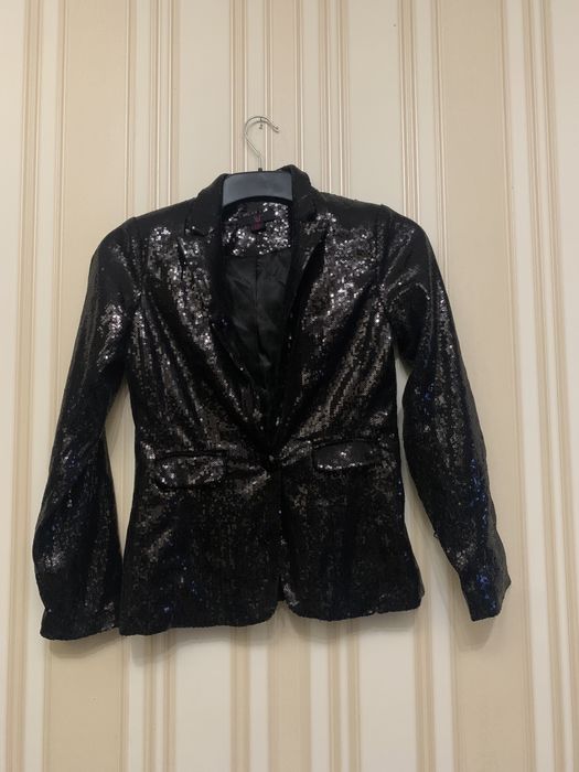 Піджак з паєтками