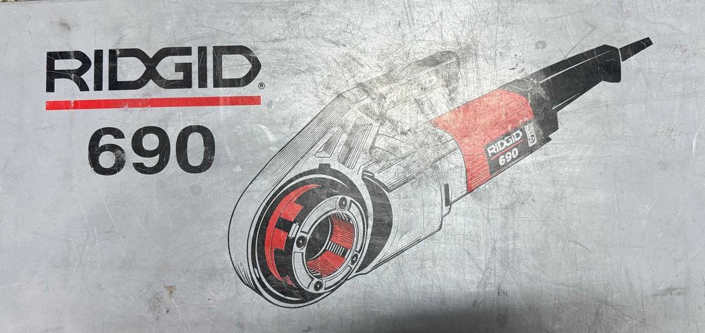 RIDGID 690 i imadło łańcuchowe TRISTAND 425
