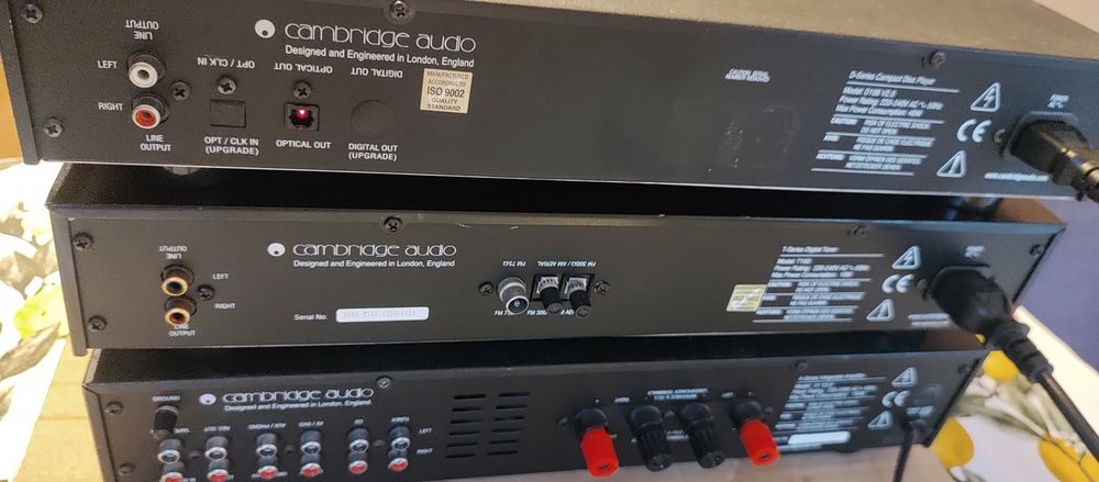 Zestaw Cambridge Audio A1 V3.0 i T 100 oraz cd  D100  - Rezer. 10.10