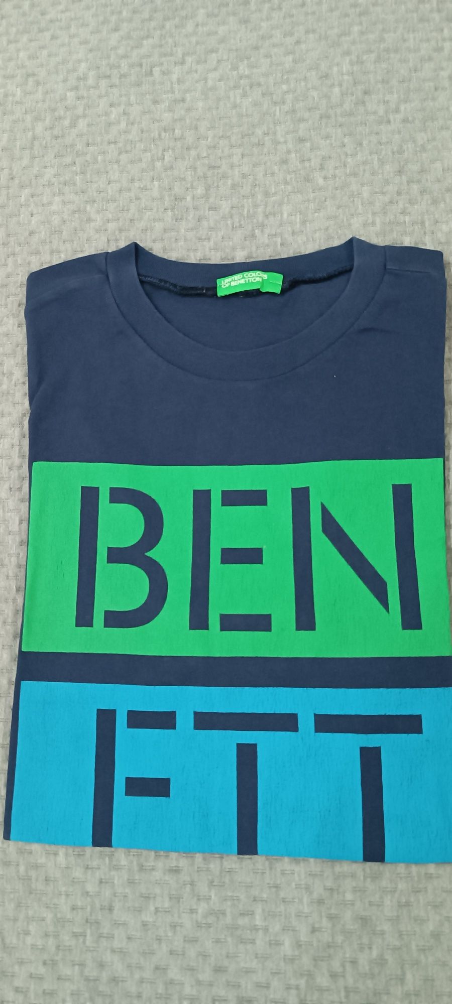 Vendo T-shirt Benetton 13/14 Anos