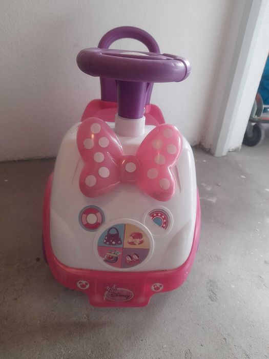 Carrinho andador da minnie com sons e luzes