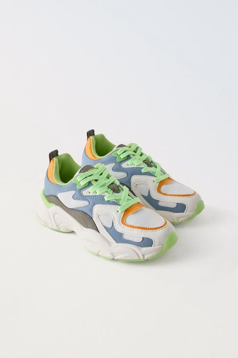 Різнокольорові кросівки Zara. Розмір 40.