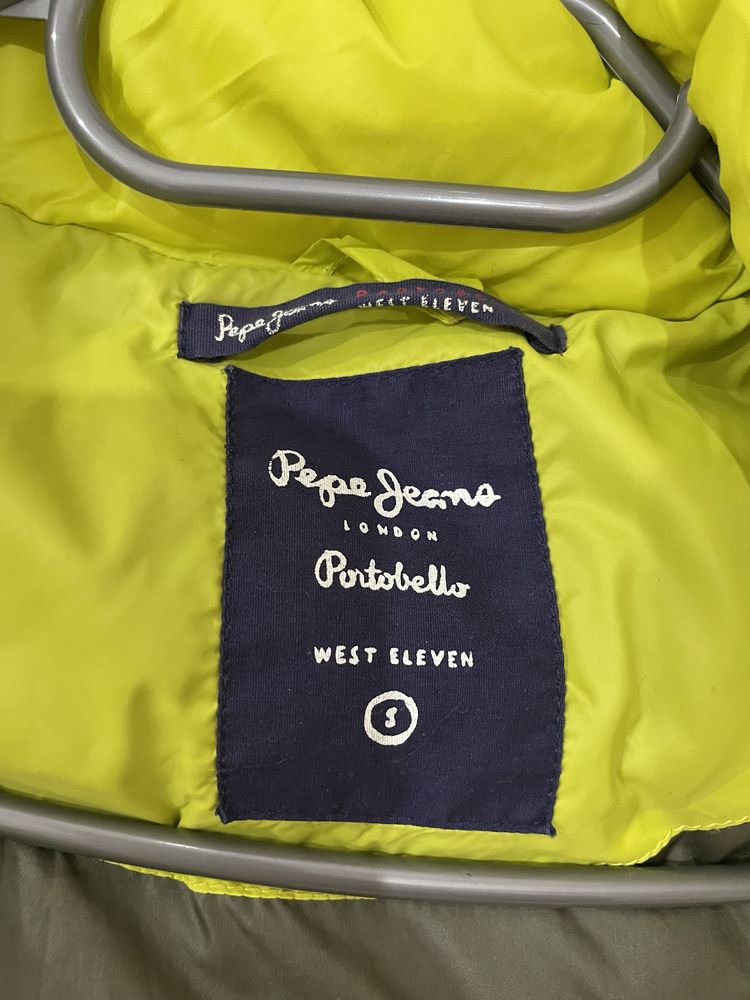 Kurtka puchowa Pepe Jeans limonkowa z kapturem