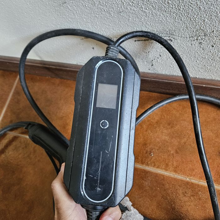 Carregador veiculo tipo 1