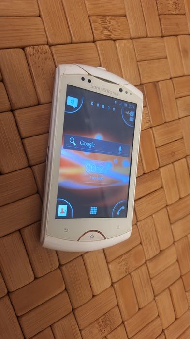 Sony Ericsson Live with Walkman WT19i