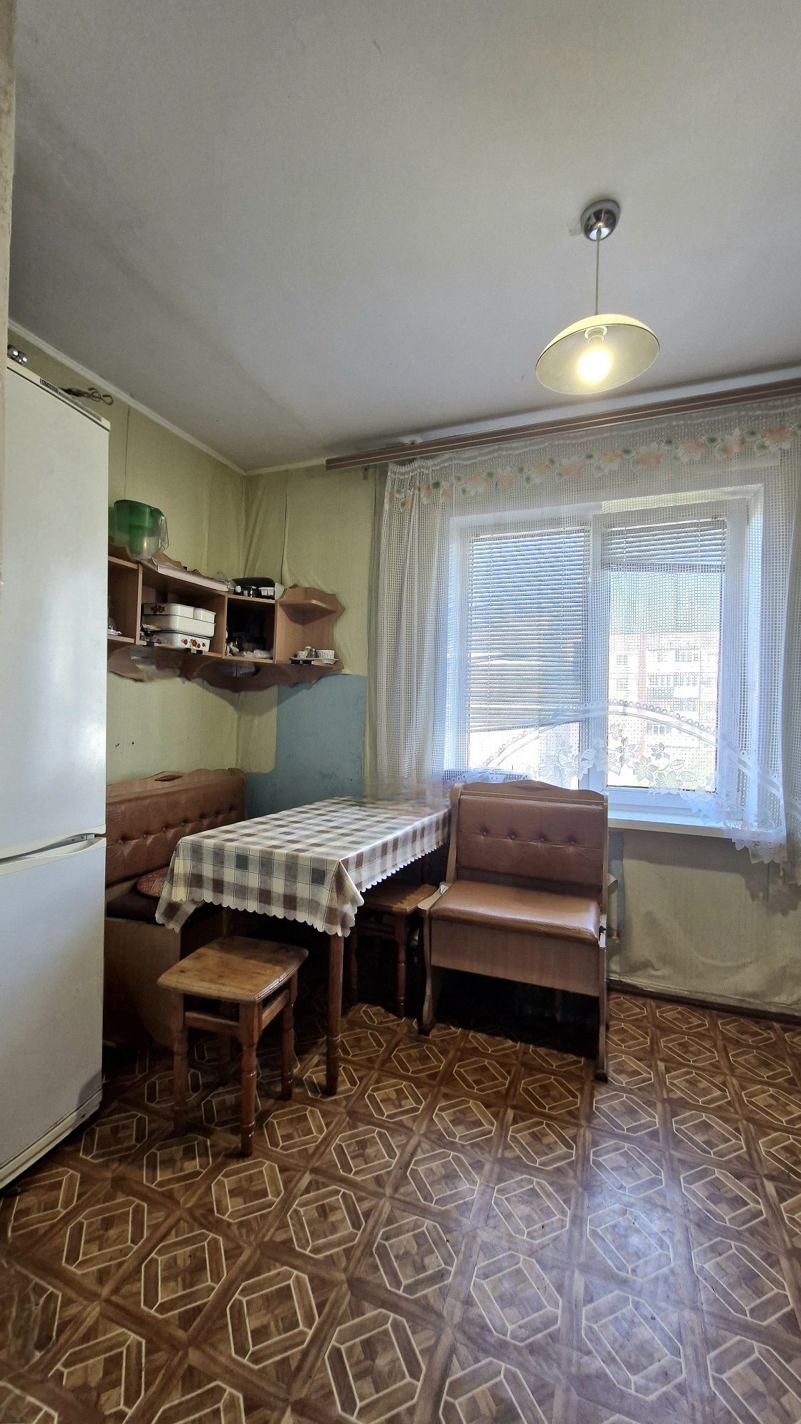 Продам 3-комн "чешку" на Бородинском, р-н "Континента"
