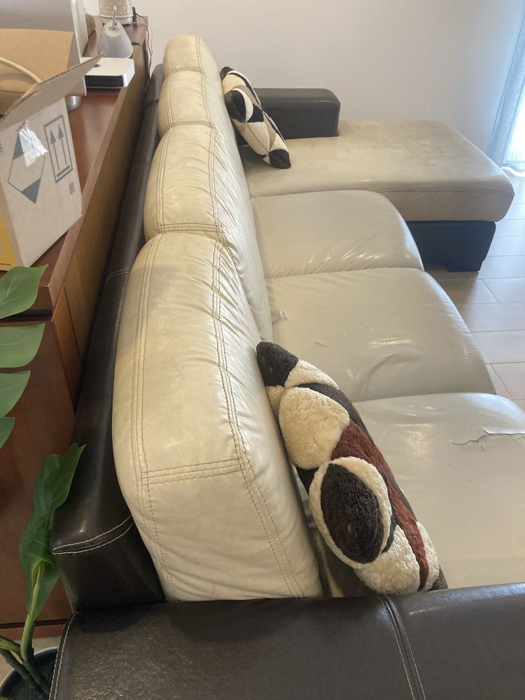 Sofá de 3 lugares e chaise longue