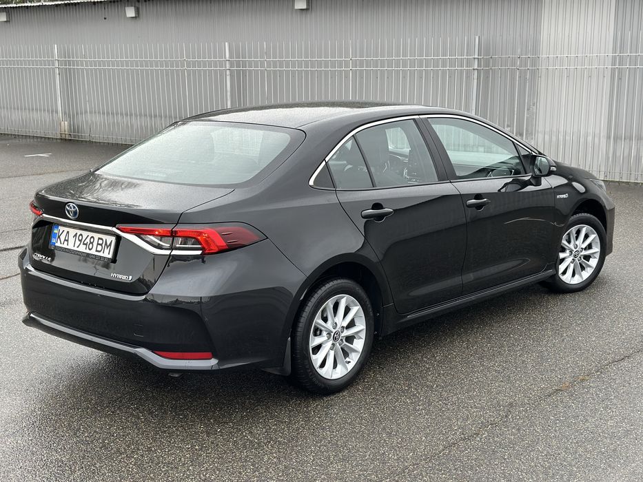 Продам Toyota Corolla HHYBRID