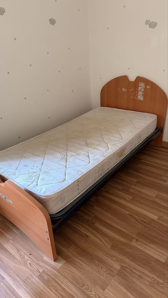 Cama solteiro madeira