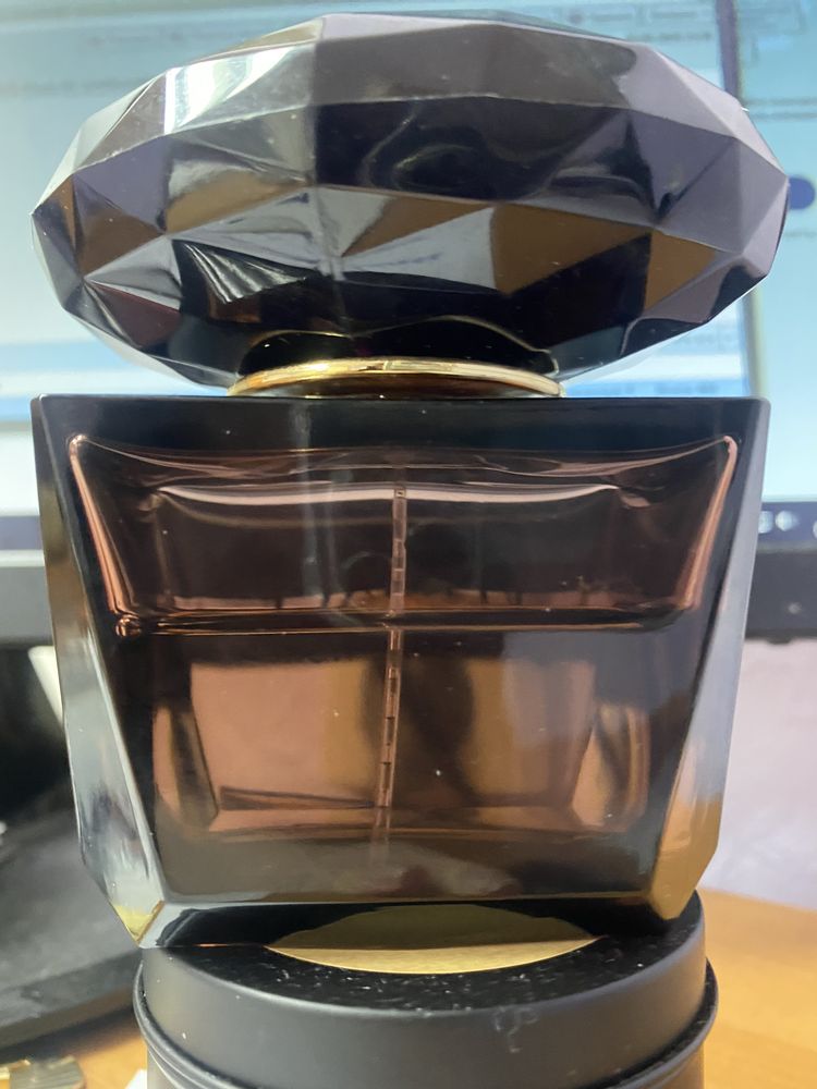 versace нуар eau de parfum chrystal noir версаче духи остаток