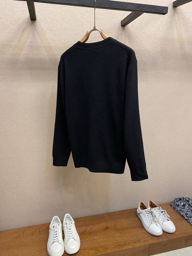 Nowa modna bluza