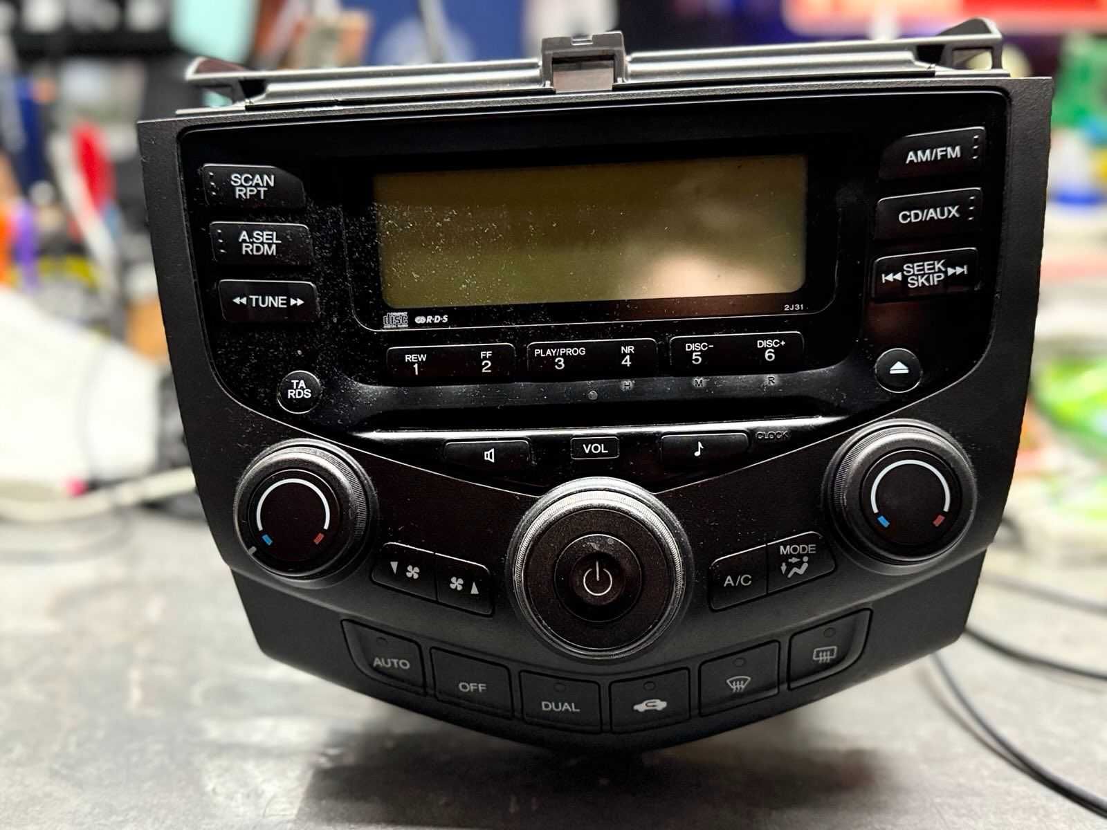 Fabryczne Radio Cd AC Honda Accord RG723RD