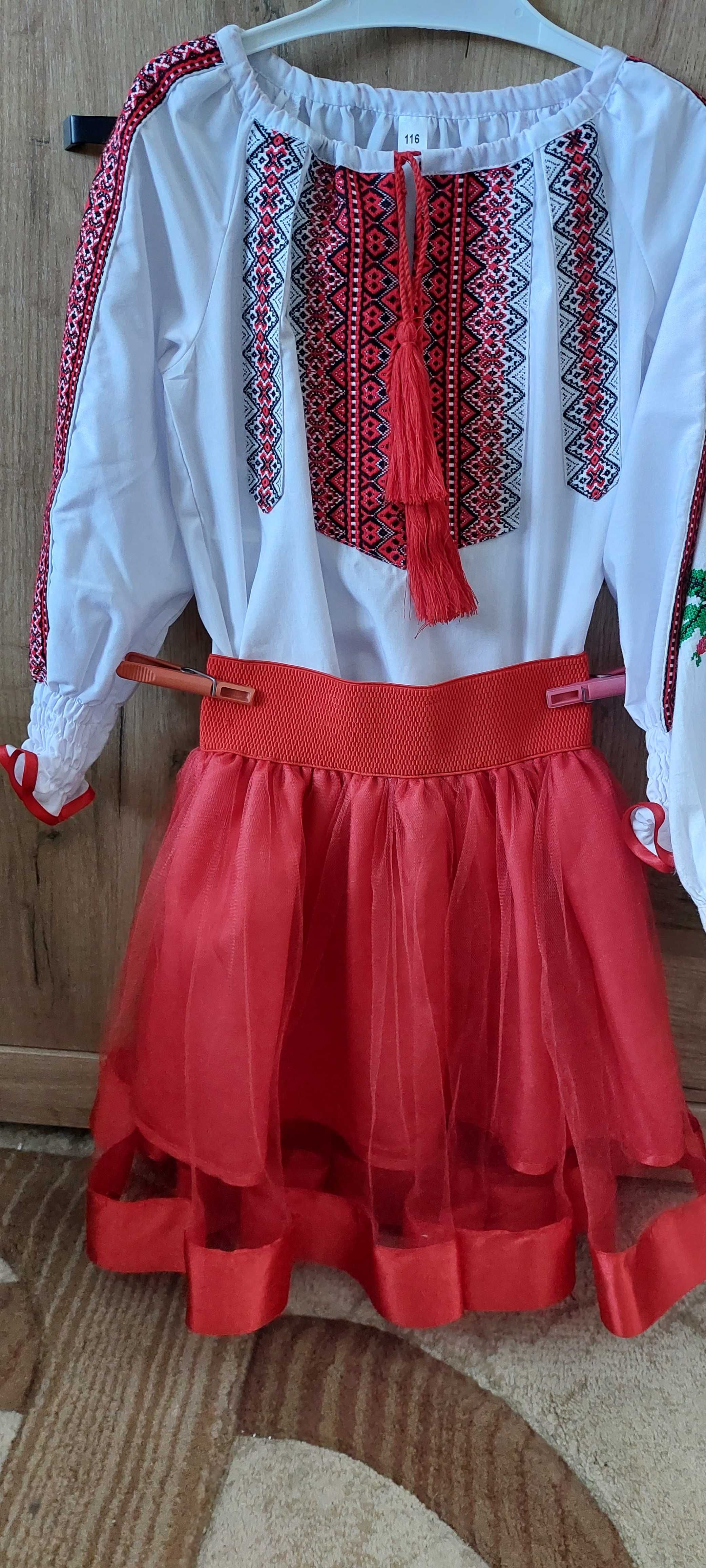 Вещи  на девочку, школьные  6-8 лет
