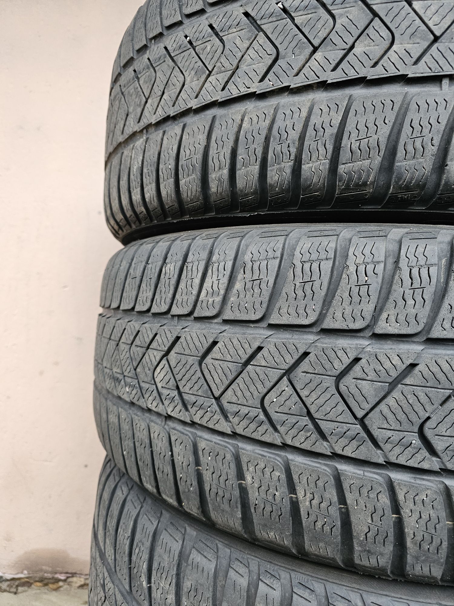 Pirelli Sottozero 7 245/45 r18