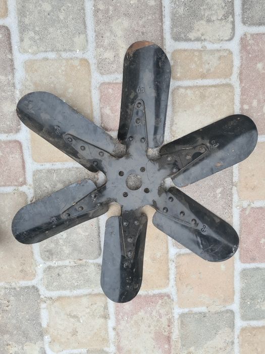 Вентилятор радіатора зіл 130