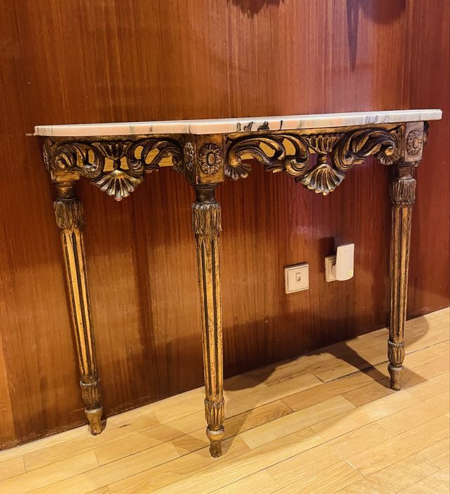 Credência/Móvel de Entrada e Espelho Clássicos em Madeira Dourada