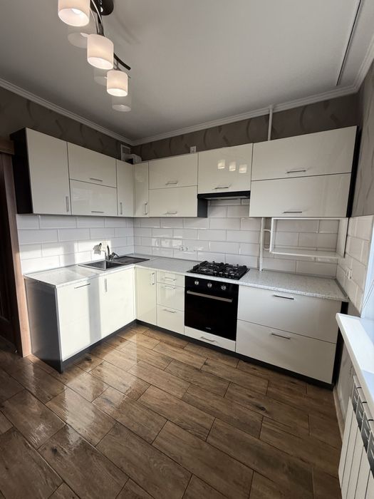 Оренда 2-кімнатна в ремонті біля річки  на ДНС