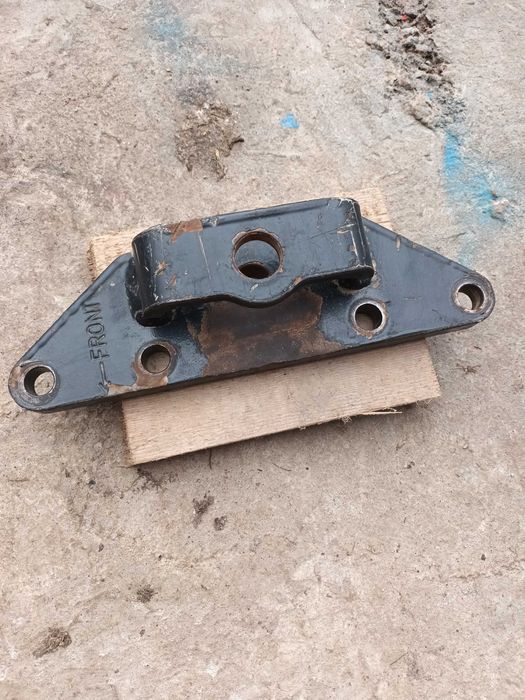 wspornik zaczepu dolnego