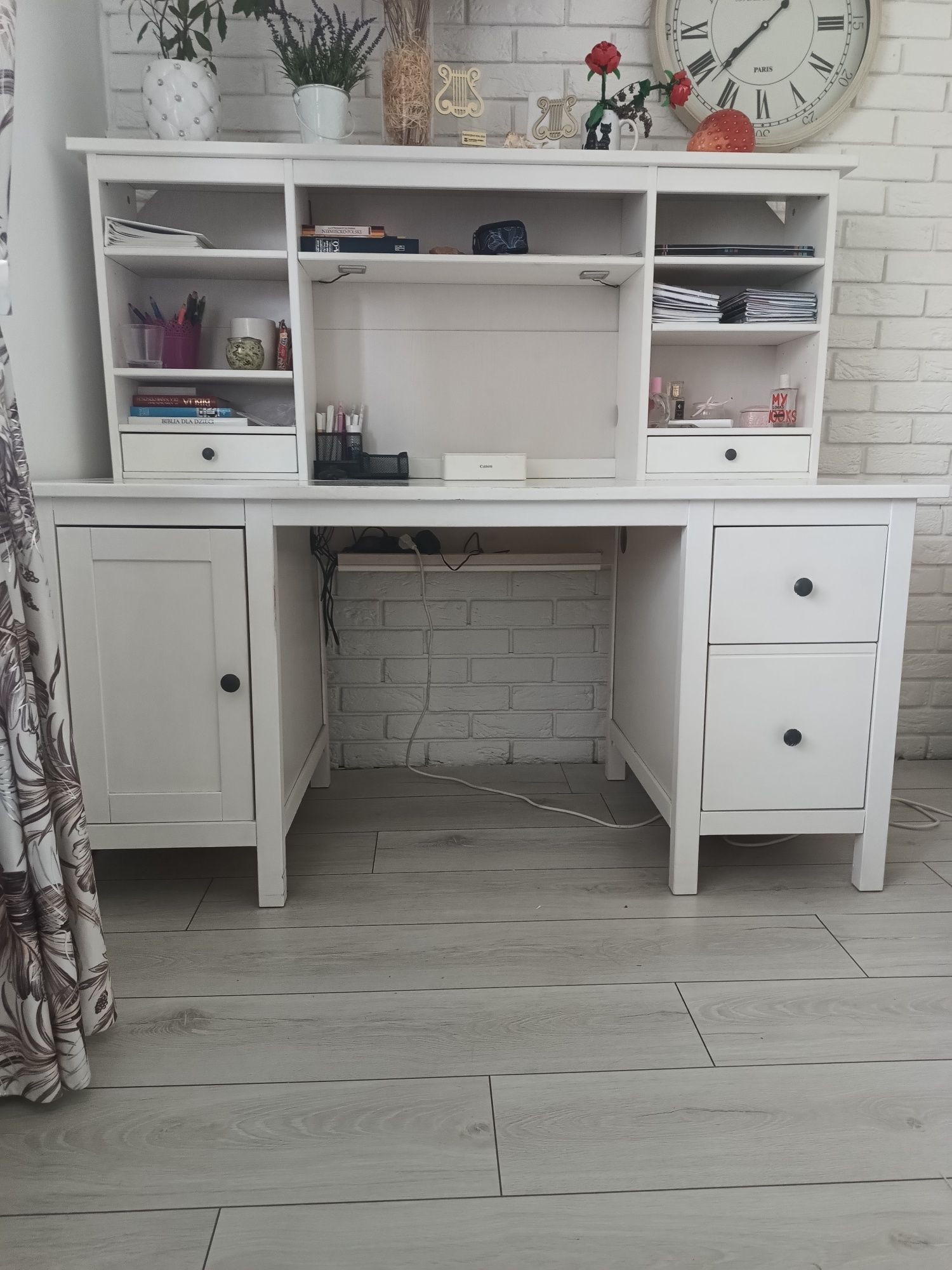 Biurko z szafkami Ikea