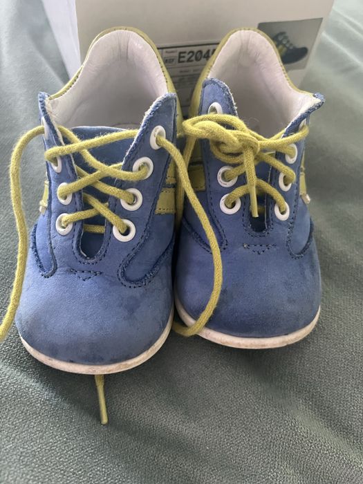 Emel 19 polbuty roczki