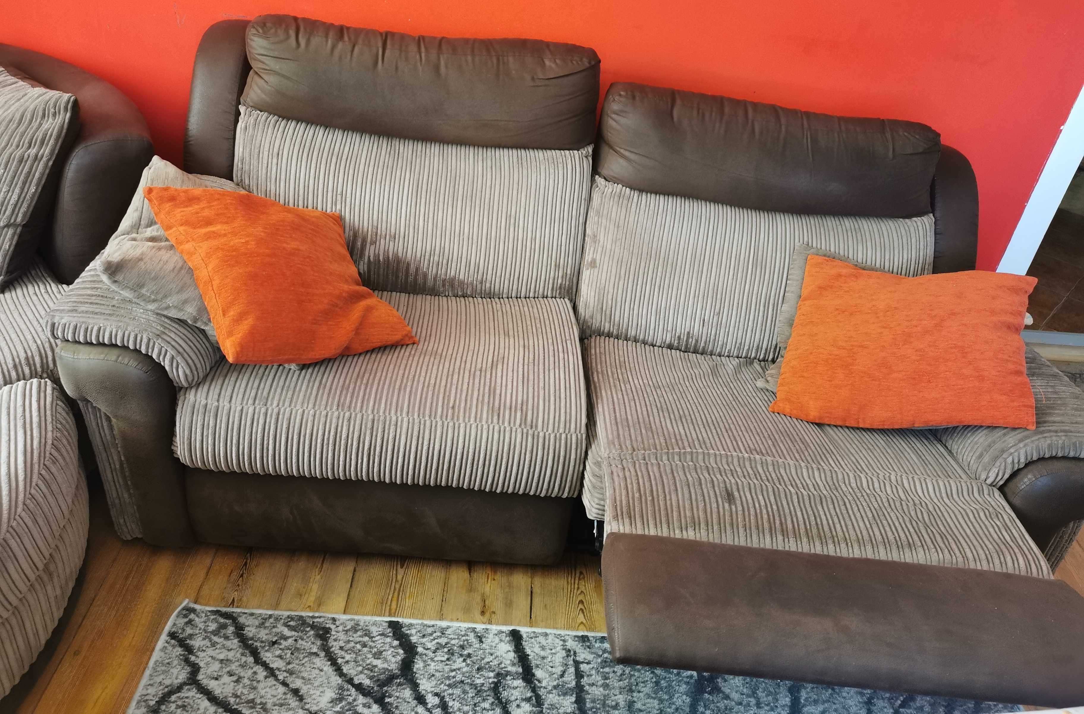 Sofa 2 osobowa z funkcja relax +fotel leniuch z pufa