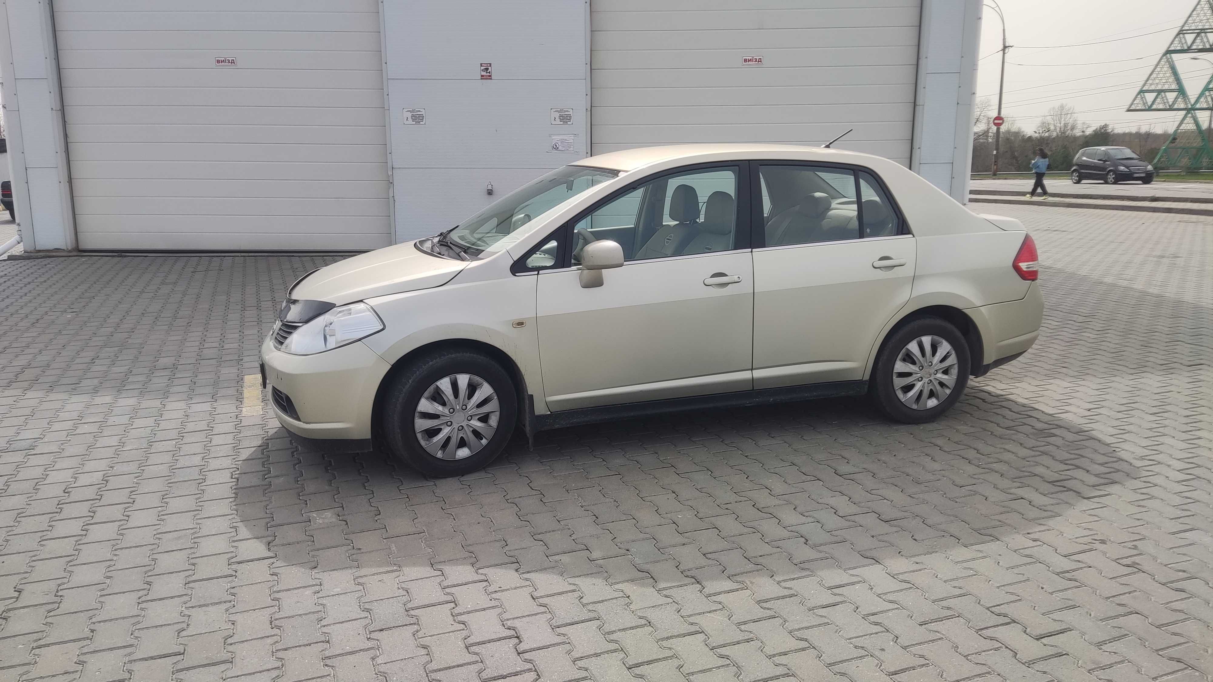 Продам Nissan Tiida 1.6 Бензин Коробка Автомат 2006 год