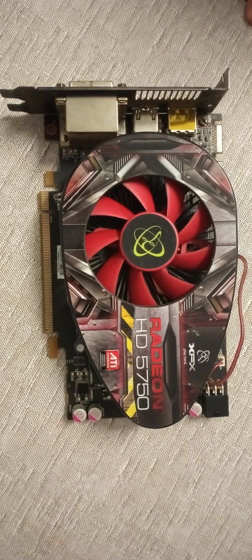 vendo ou troco Placa video Radeon hd5750 1Gb