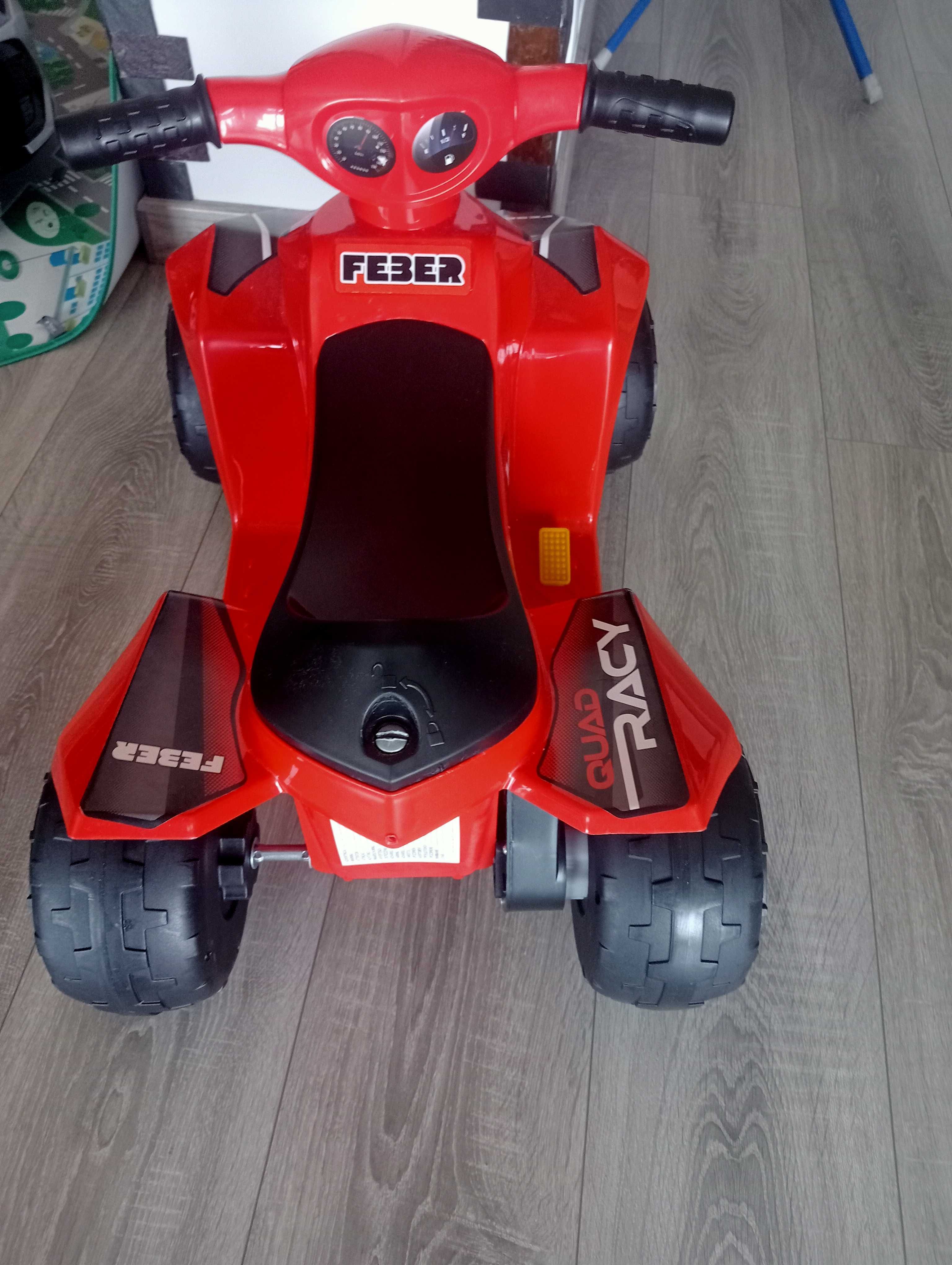 Moto 4 elétrico para criança