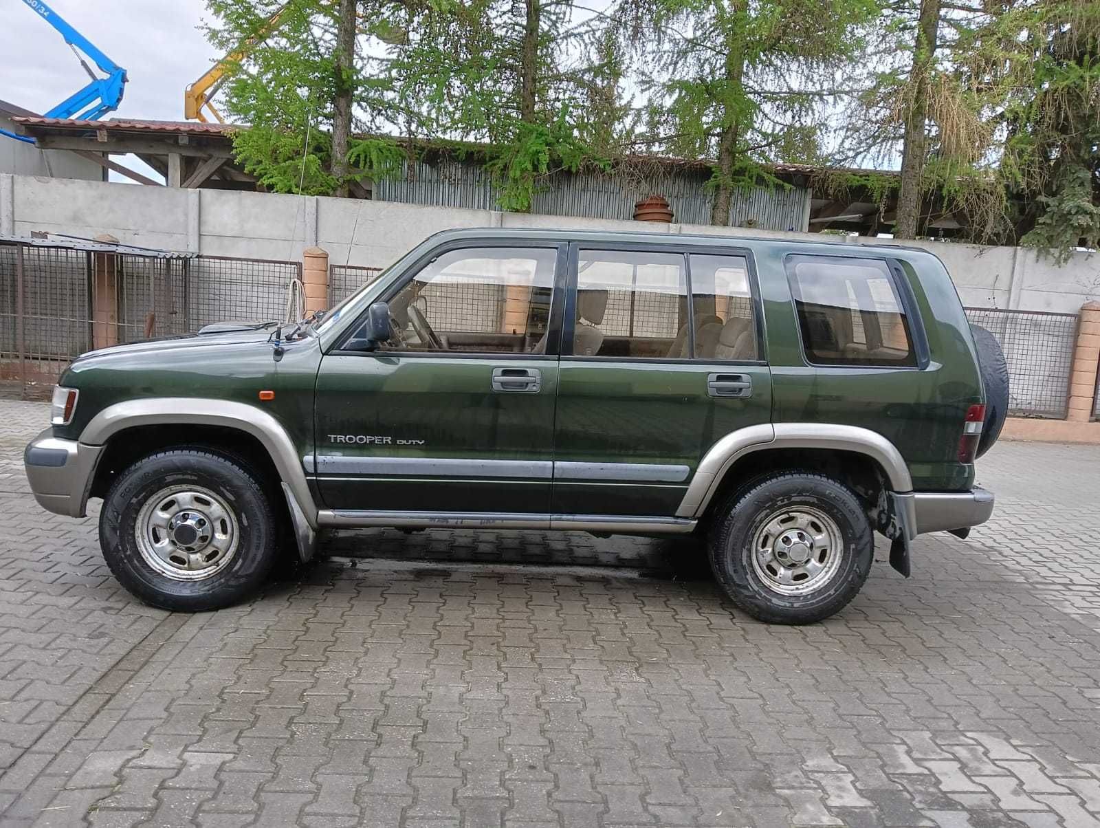 Isuzu Trooper 2001