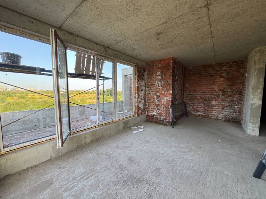 Ексклюзив!700$ за метр,шок ціна,продаж 2кімнатної квартири з терассою