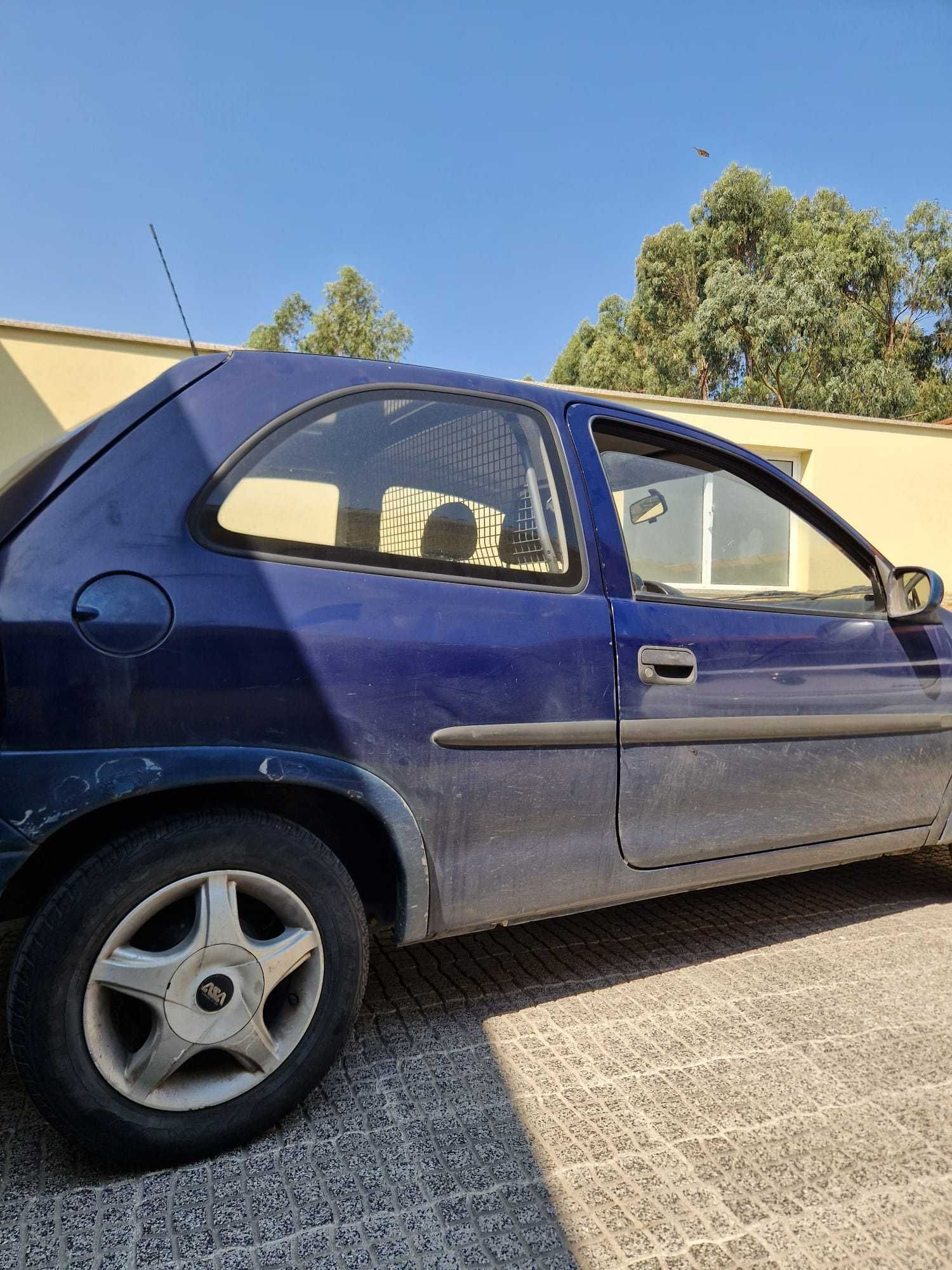 Opel Corsa-B 1.7 Diesel de 1997 - Uso diário
