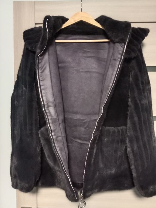 Еко шубка розмір С-М