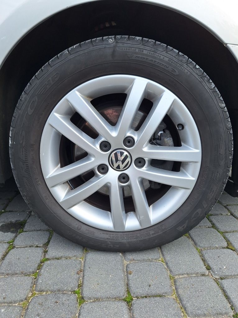 Felgi aluminiowe VW 16" 5x112 6j piasta 57,1 ET50 koła 205/55R16