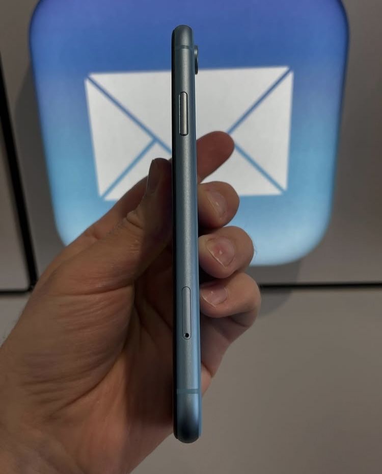 Apple iPhone XR 128gb blue neverlock