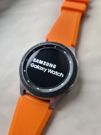 Samsung Galaxy Watch 46mm + dodatki
