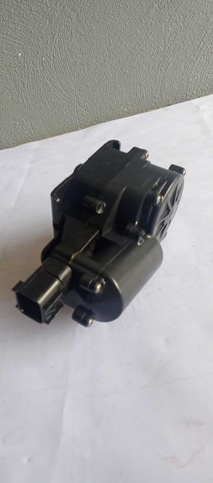 Opel Insignia A Zamek Klapy Bagażnika 135.814.05 Zamek Klapy Insignia