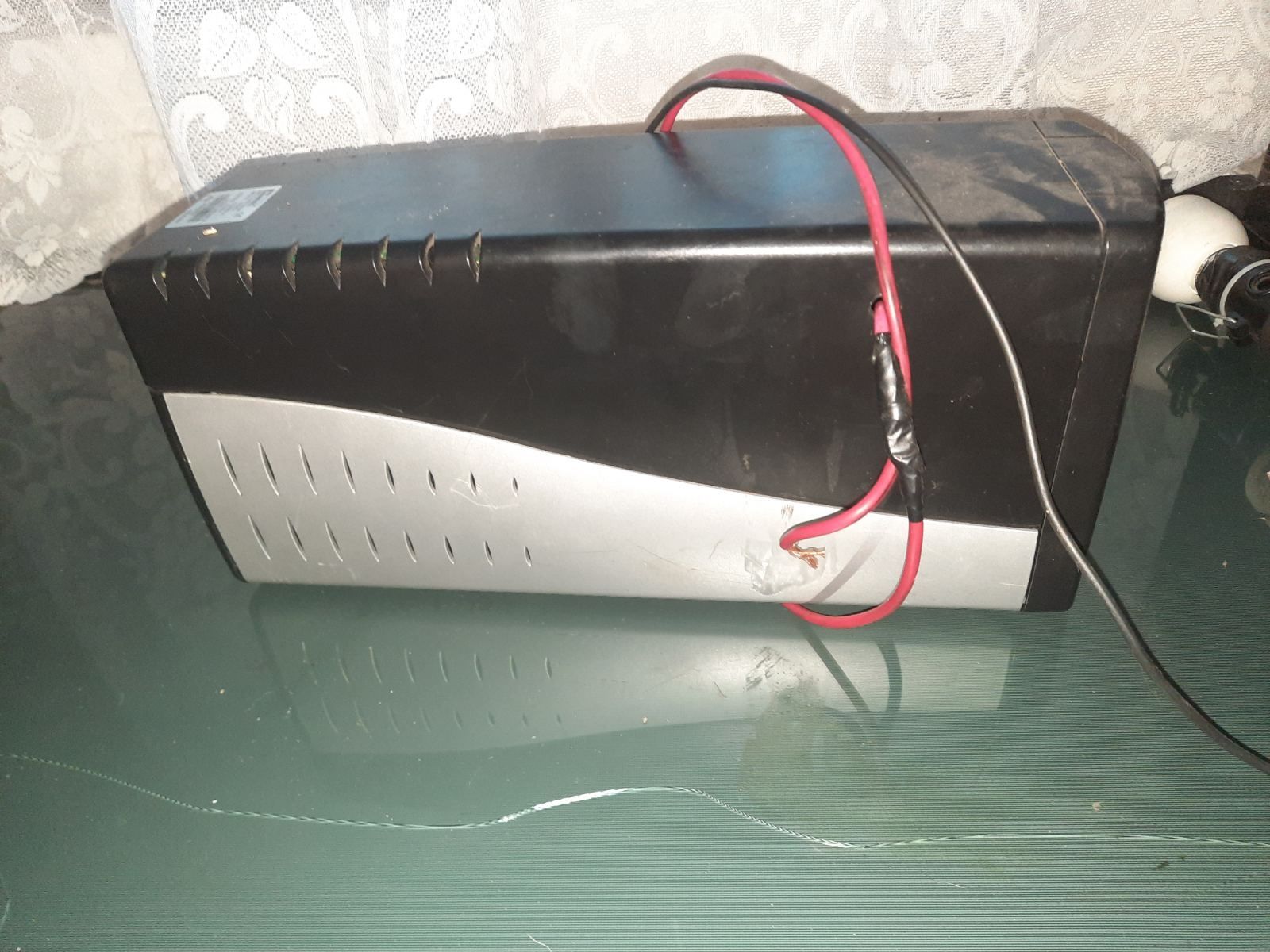 UPC безперебійної без акумулятора РОБОЧИЙ