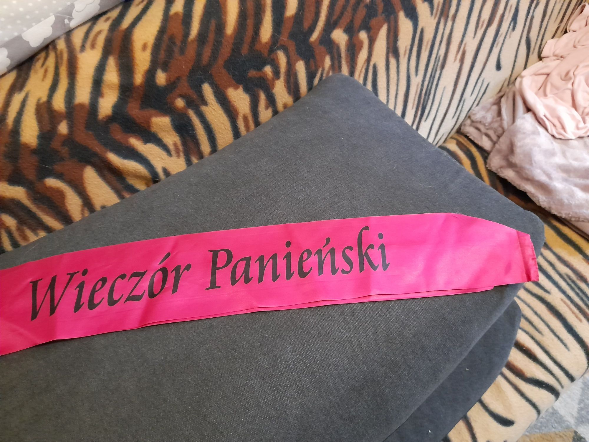 Szarfa na wieczor panieński