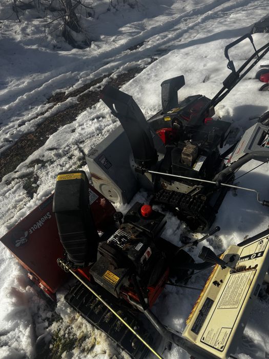 Pakiet 3 odśnieżarka spalinowa wirnikowa na gąsienicach pług śnieżny