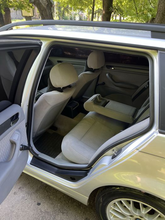 Bmw e46  2000р 1.9 газ/бензин